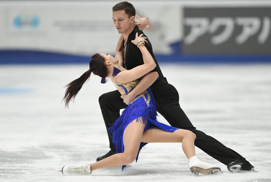 Figure skating. Russian championship. Ice dancing. Short program