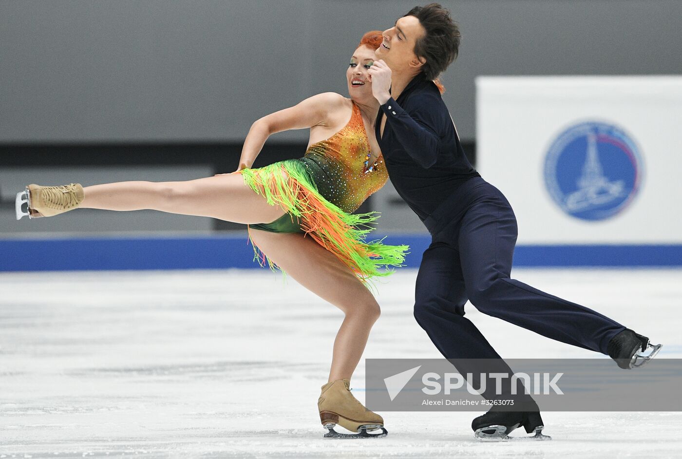 Figure skating. Russian championship. Ice dancing. Short program