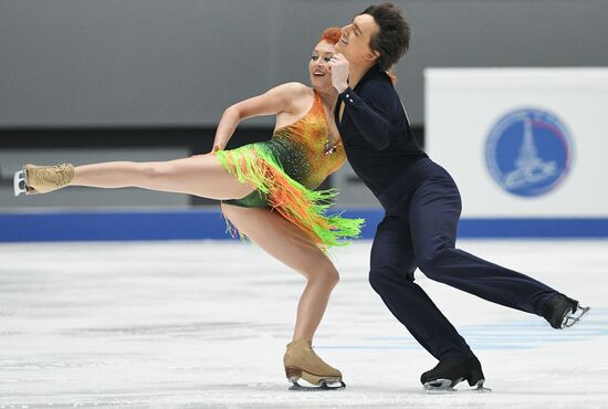 Figure skating. Russian championship. Ice dancing. Short program