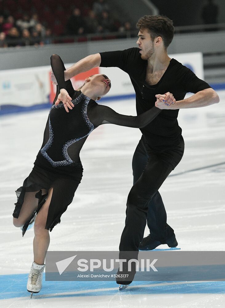 Figure skating. Russian championship. Ice dancing. Short program