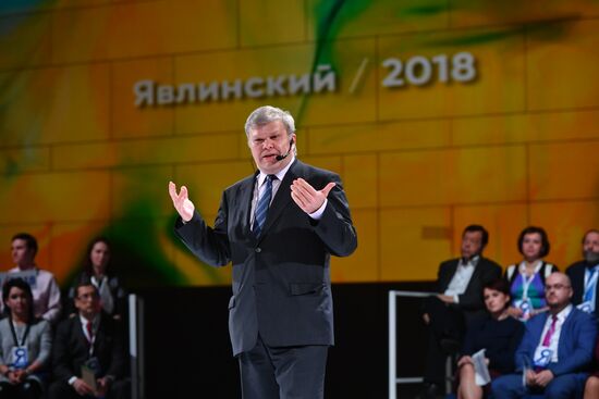 Yabloko party congress