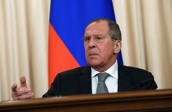 Foreign Minister Sergei Lavrov meets with British counterpart, Boris Johnson
