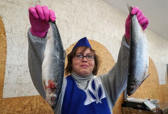 Portovy fish store opens at Kaliningrad Sea Port