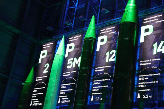 President Putin visits Peter the Great Strategic Missile Force Academy