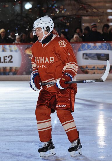 President Putin takes part in NHL ice hockey match on Red Square