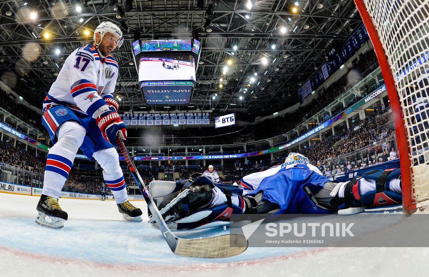 Kontinental Hockey League. Dynamo vs. SKA