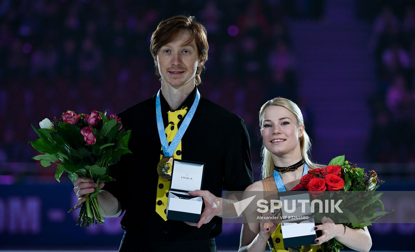 Russian Figure Skating Championships. Awarding ceremony