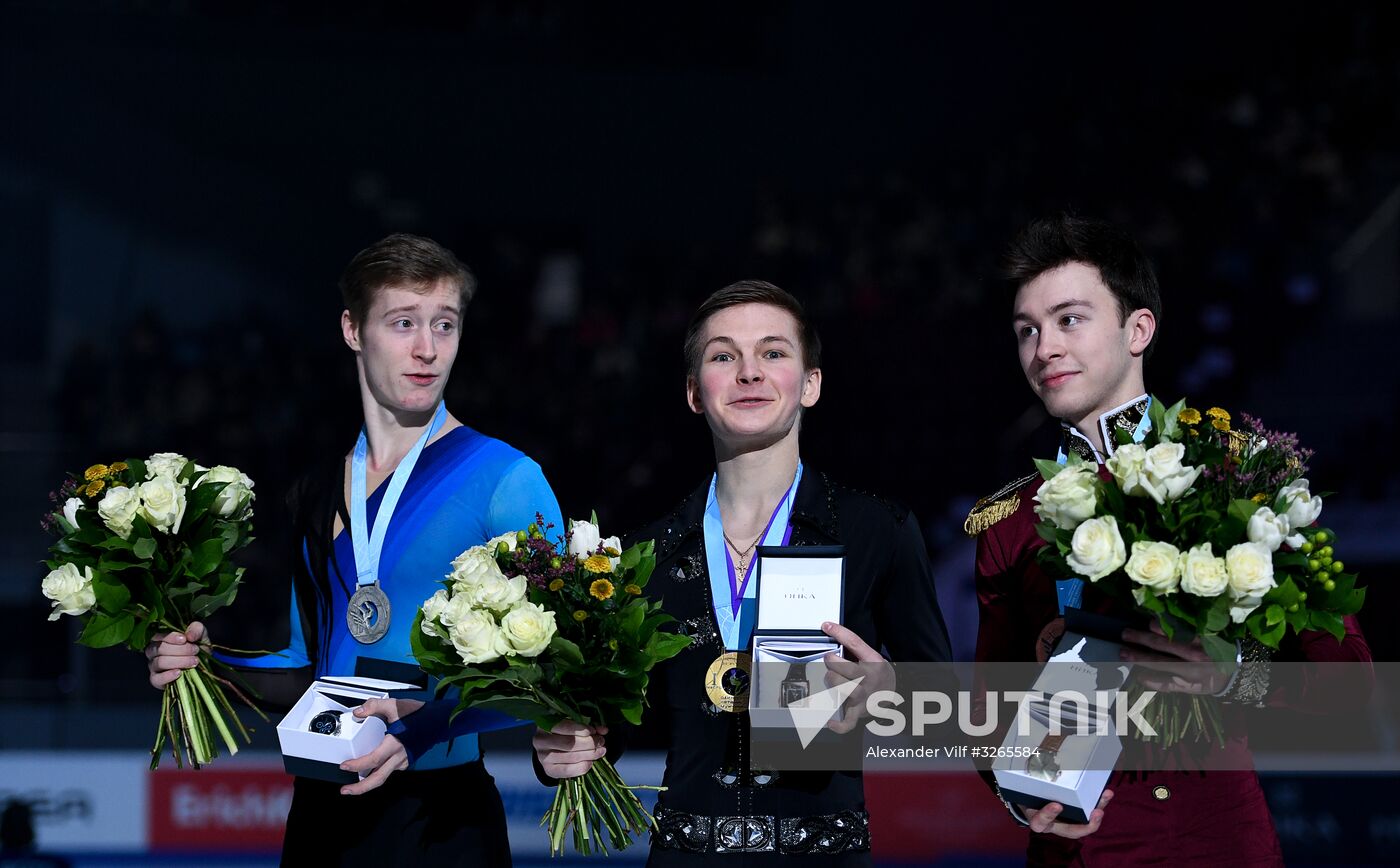 Russian Figure Skating Championships. Awarding ceremony