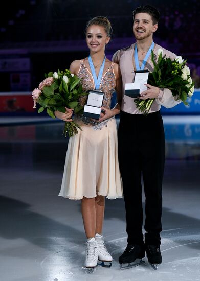 Russian Figure Skating Championships. Awarding ceremony