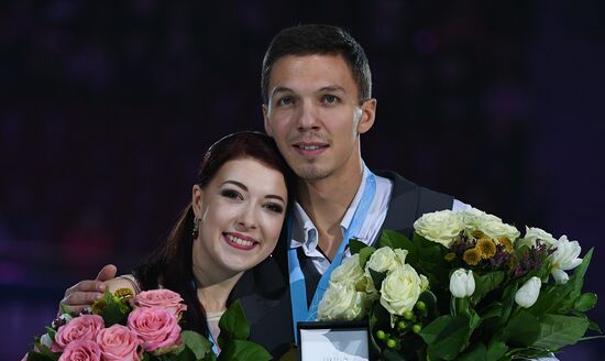 Russian Figure Skating Championships. Awarding ceremony