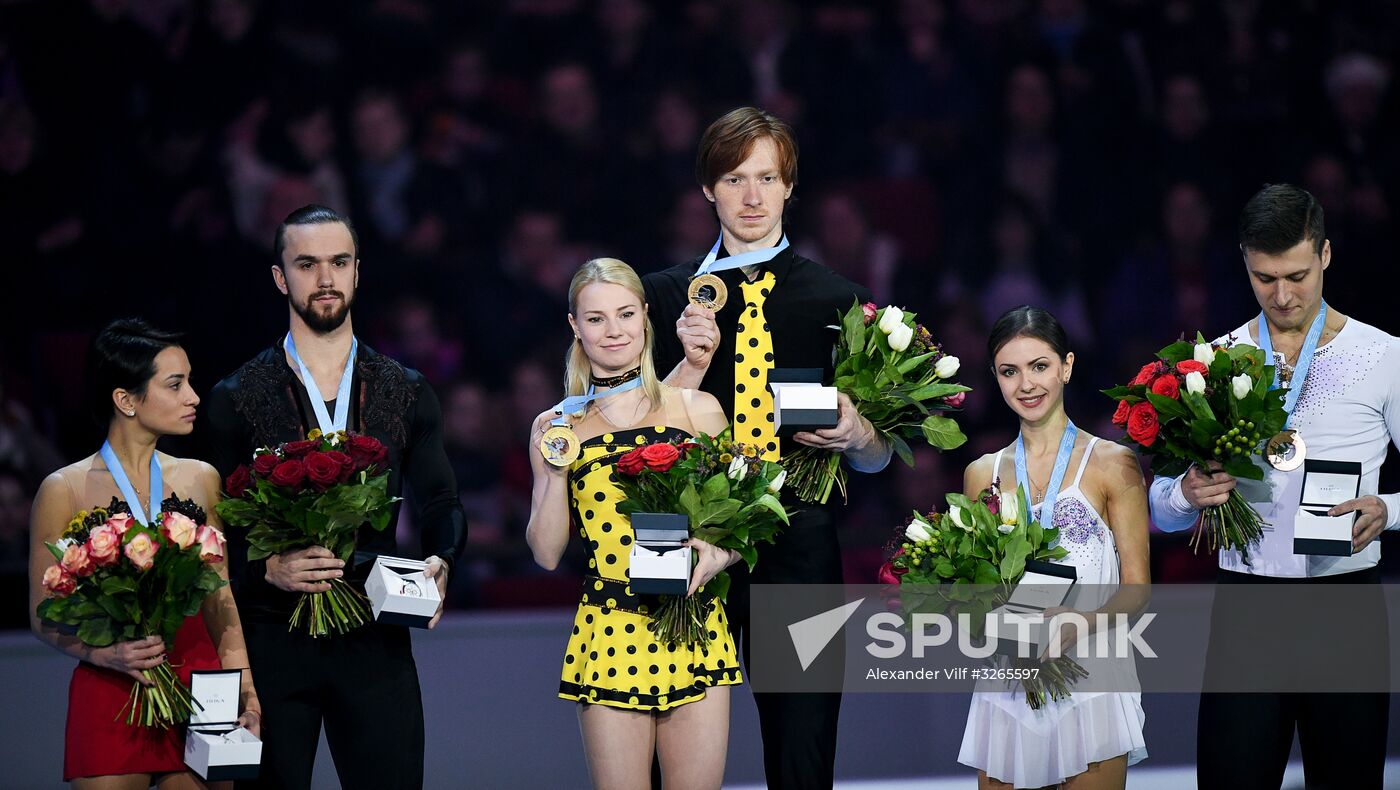 Russian Figure Skating Championships. Awarding ceremony