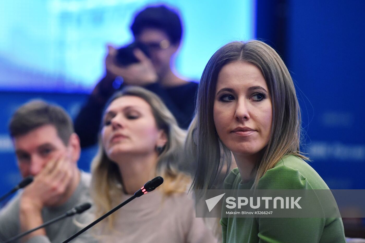Ksenia Sobchak files paperwork to run for Russia's president