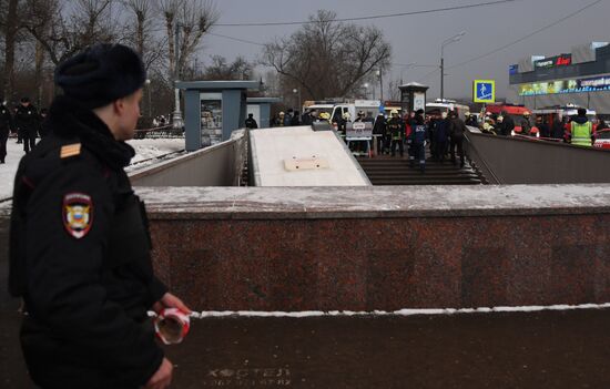 Bus went into underpass in the west of Moscow