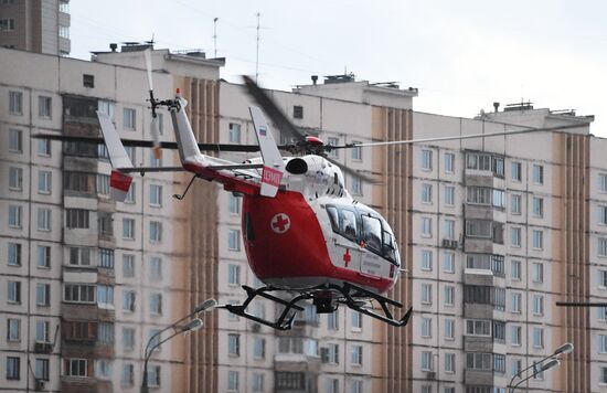 Bus went into underpass in the west of Moscow