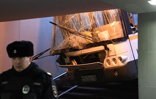 Bus went into underpass in the west of Moscow