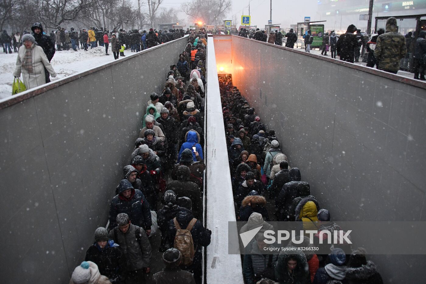 Bus goes into underpass in the west of Moscow