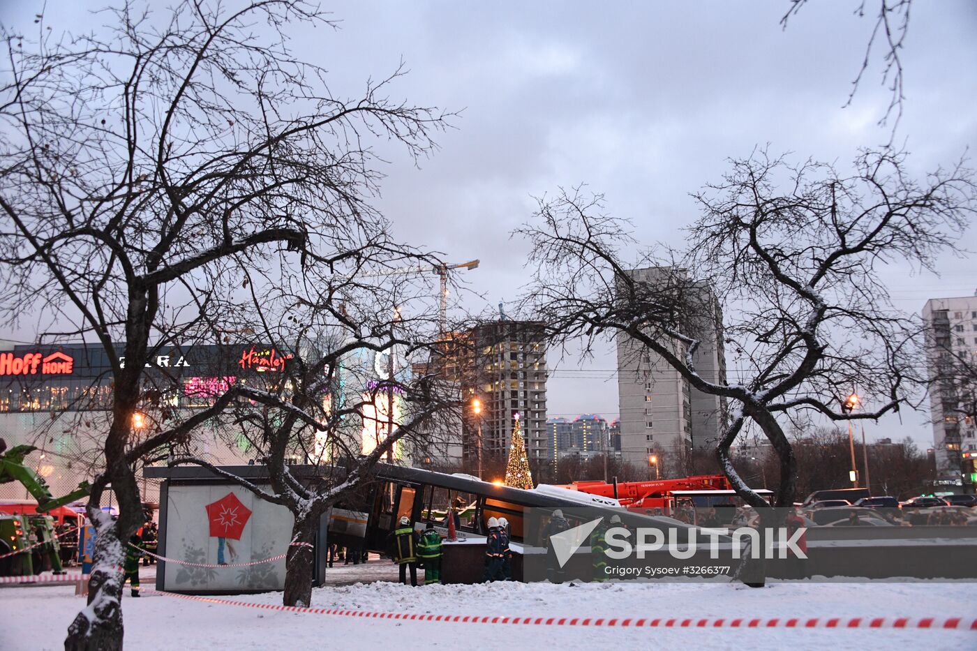 Bus went into underpass in the west of Moscow