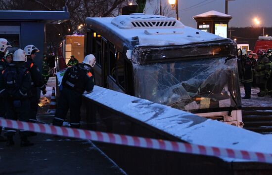 Bus went into underpass in the west of Moscow