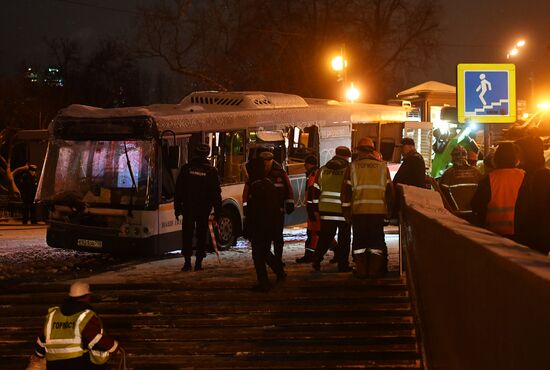 Bus went into underpass in the west of Moscow