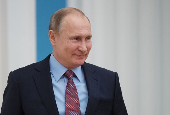 President Vladimir Putin meets with leadership of Federal Assembly's chambers