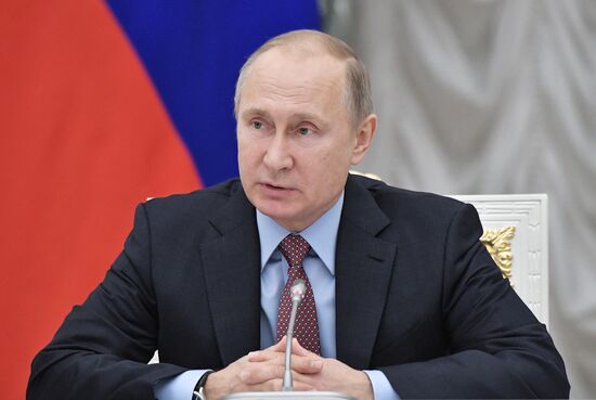 President Vladimir Putin meets with leadership of Federal Assembly's chambers