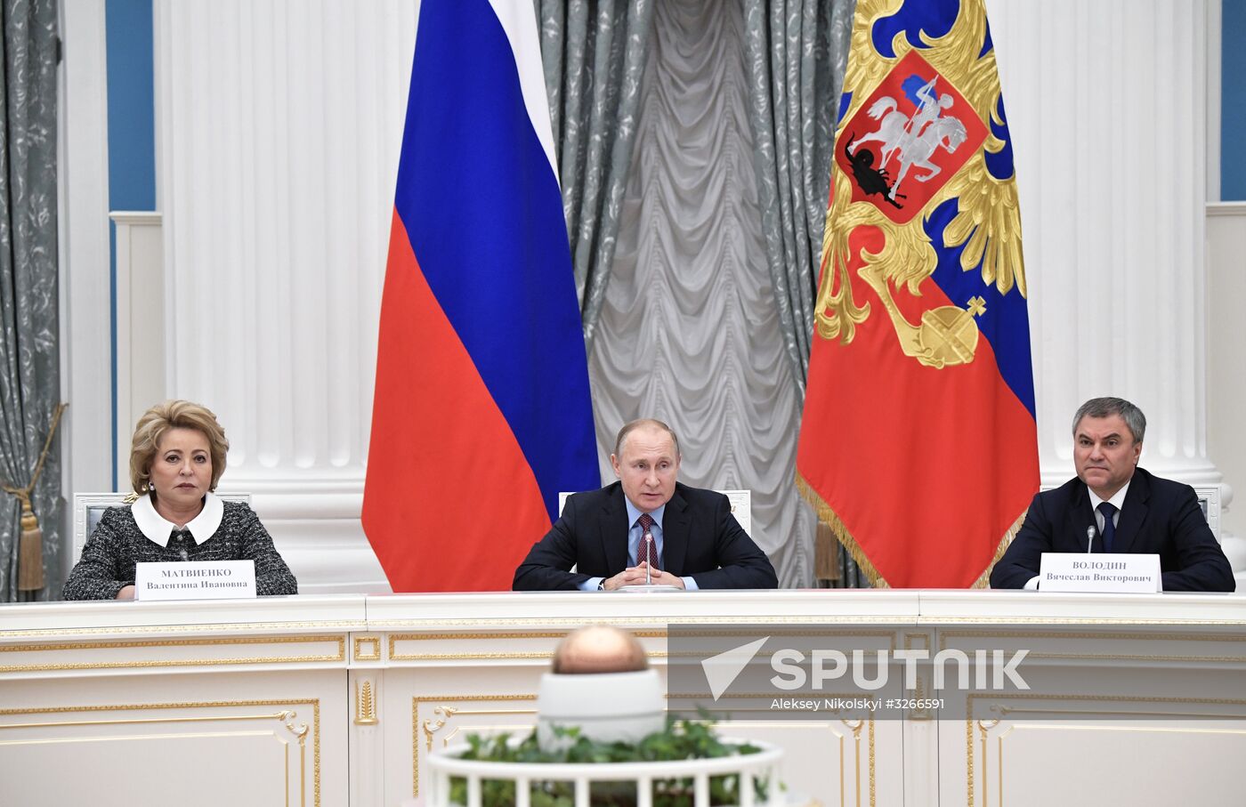 President Vladimir Putin meets with leadership of Federal Assembly's chambers