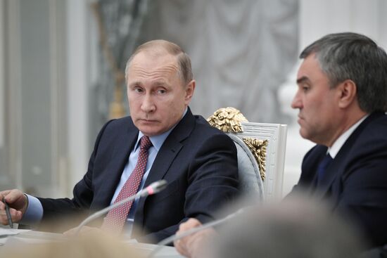 President Vladimir Putin meets with leadership of Federal Assembly's chambers