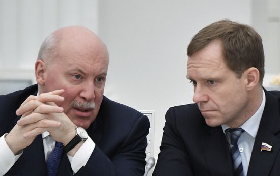 President Vladimir Putin meets with leadership of Federal Assembly's chambers