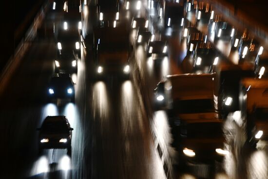 Car traffic on MKAD