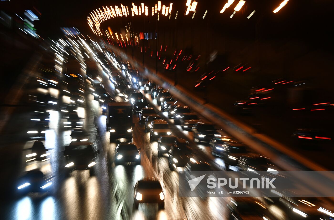 Car traffic on MKAD