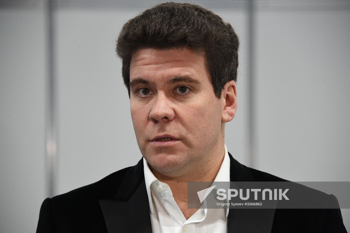 Meeting of initiative group to nominate Vladimir Putin presidential candidate