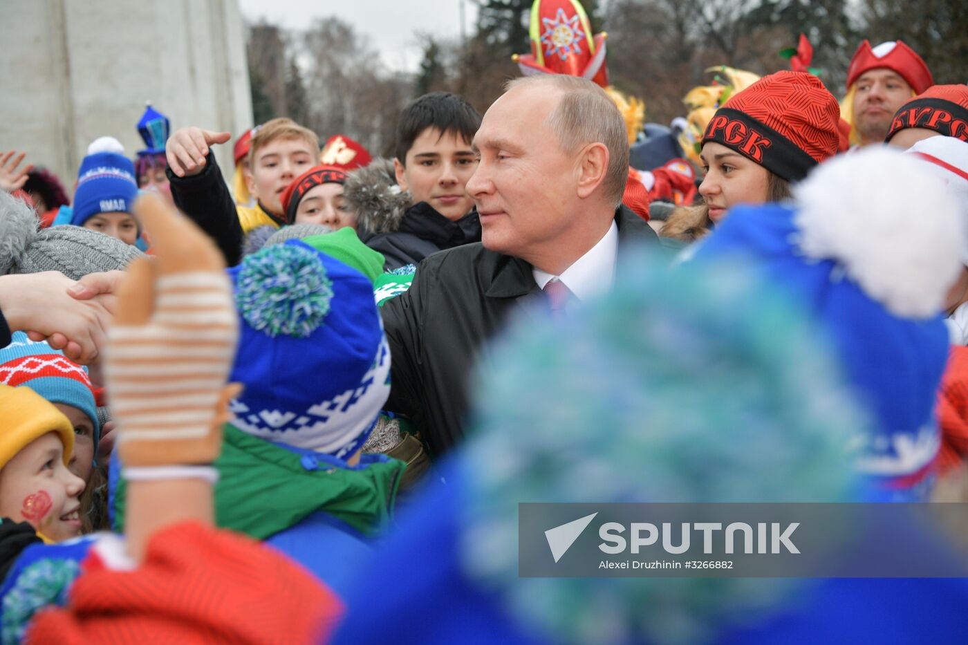 President Vladimir Putin meets with guests of Kremlin New Year's party