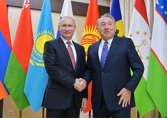 President Putin takes part in CIS leaders' informal meeting