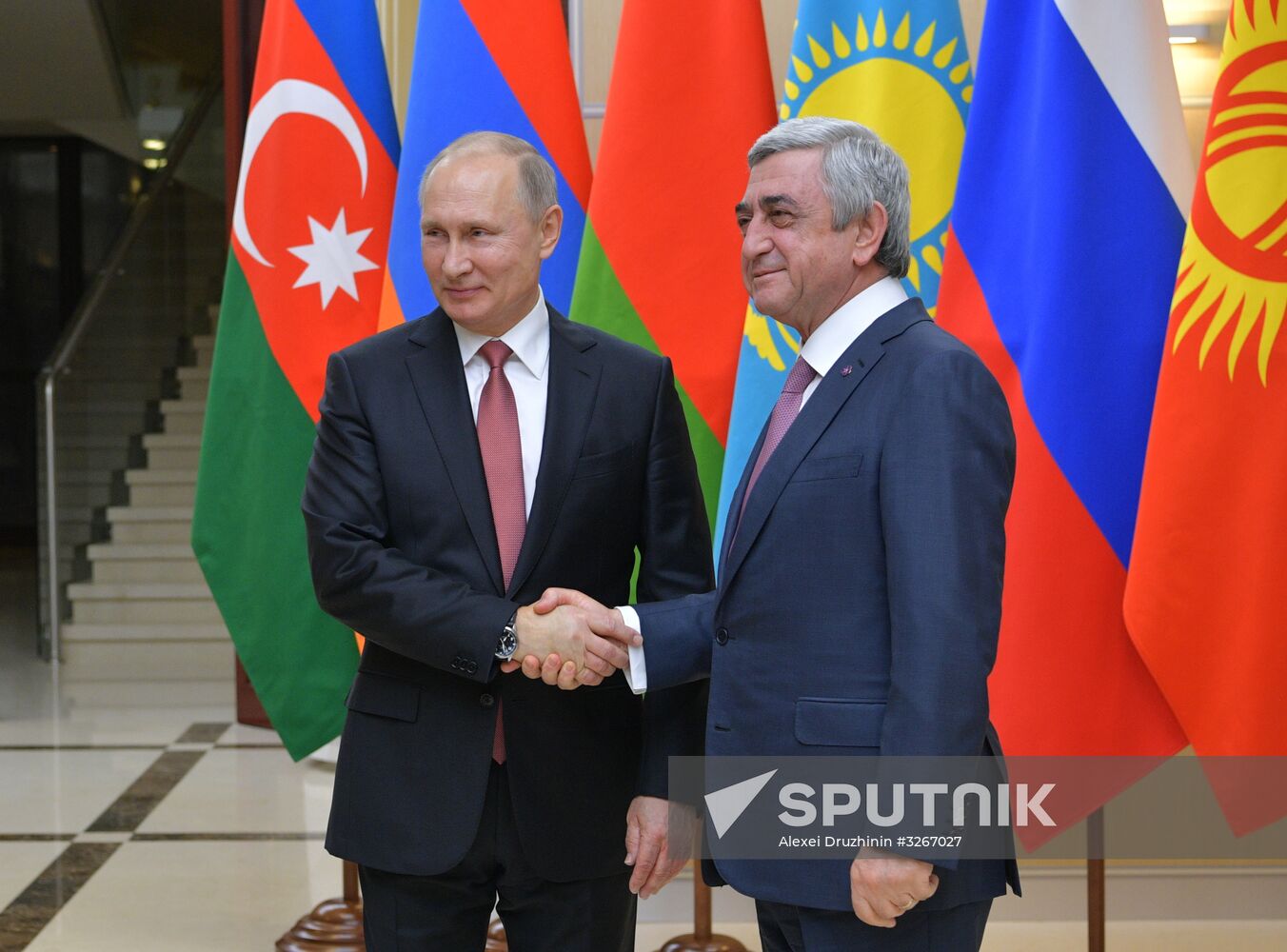 President Putin takes part in CIS leaders' informal meeting