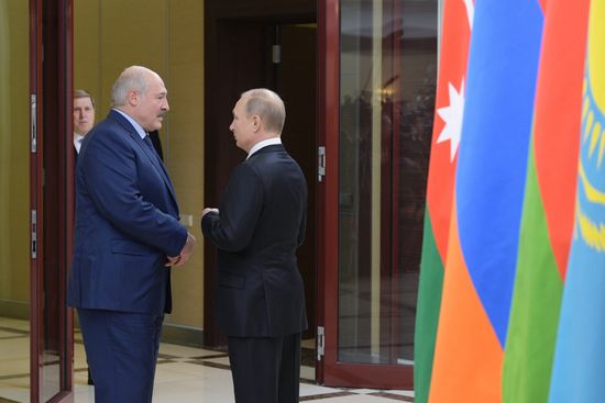 President Putin takes part in CIS leaders' informal meeting