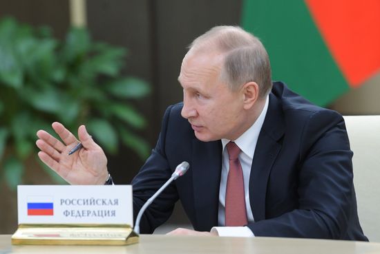 President Putin takes part in CIS leaders' informal meeting