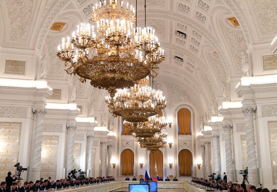 President Putin chairs meeting of State Council on regions' investment attractiveness