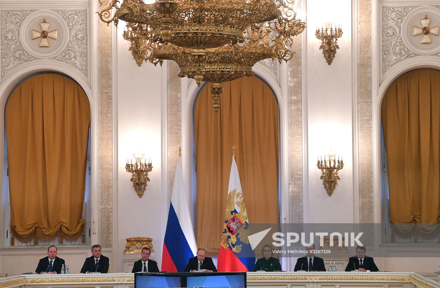 President Putin chairs meeting of State Council on regions' investment attractiveness