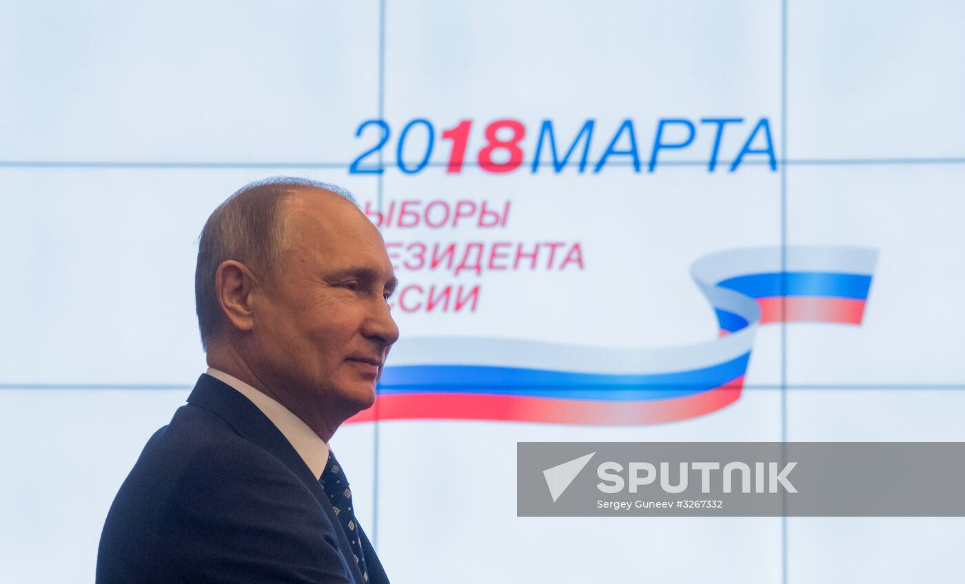 Vladimir Putin submits documents to Central Electoral Commission to register as presidential candidate