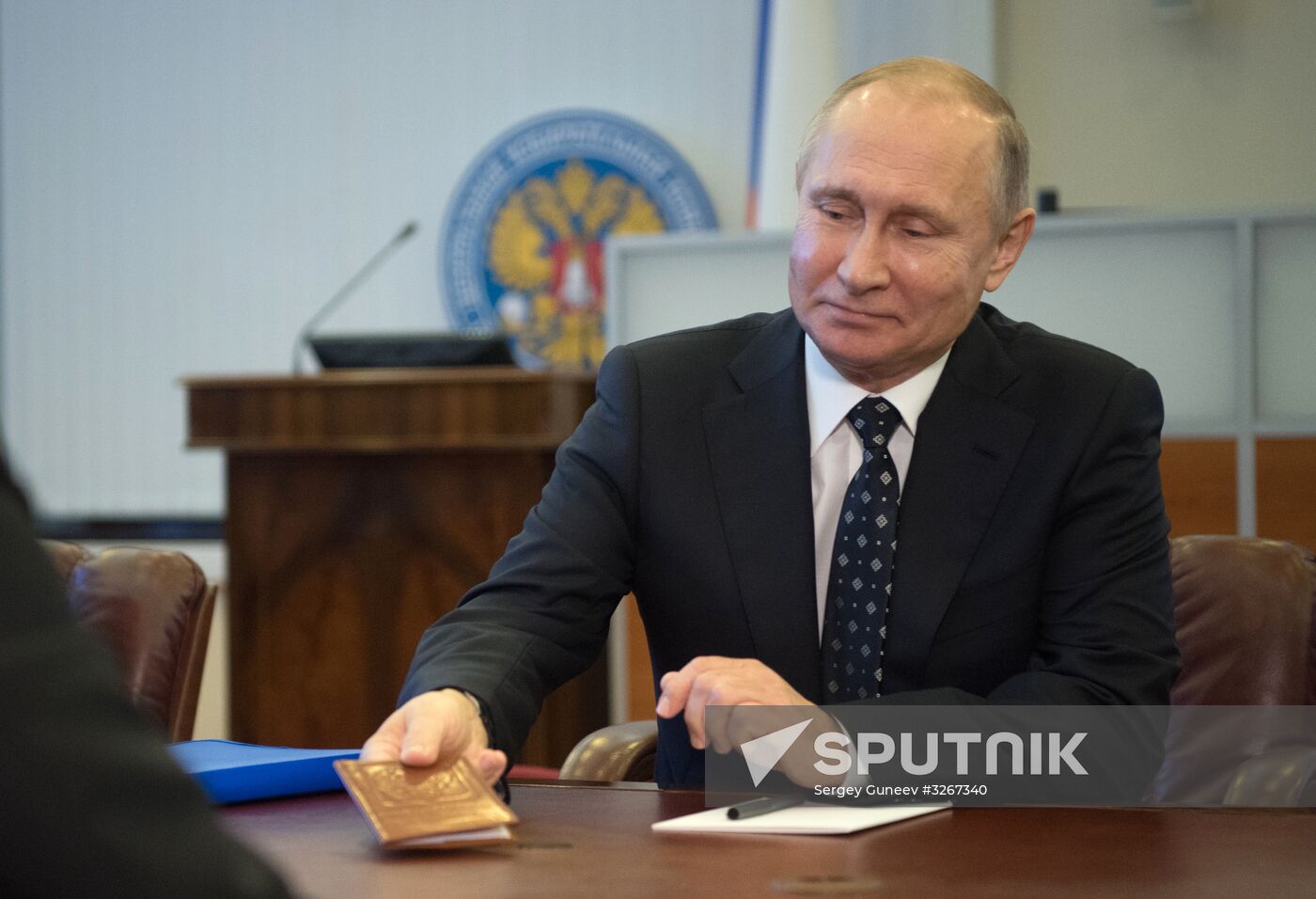 Vladimir Putin submits documents to Central Electoral Commission to register as presidential candidate