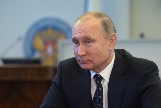 Vladimir Putin submits documents to Central Electoral Commission to register as presidential candidate