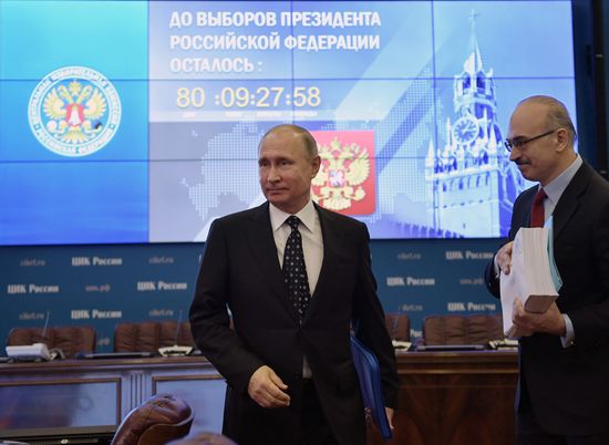 Vladimir Putin submits documents to Central Electoral Commission to register as presidential candidate