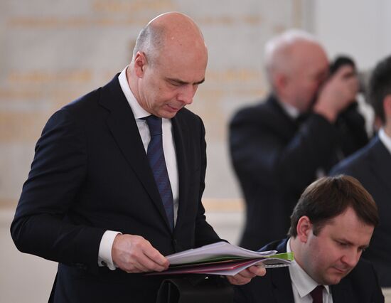 President Putin chairs meeting of State Council on regions' investment attractiveness
