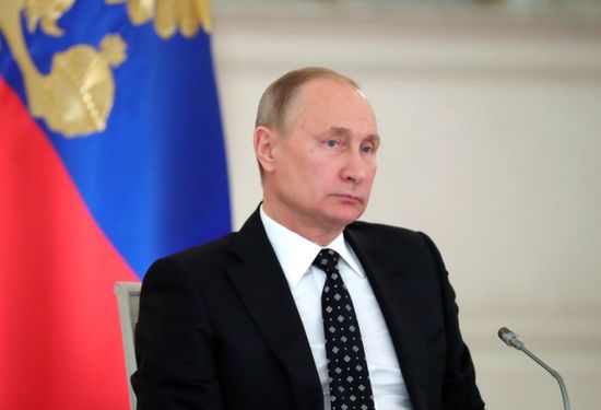 President Putin chairs meeting of State Council on regions' investment attractiveness