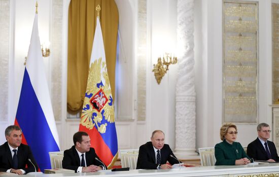 President Putin chairs meeting of State Council on regions' investment attractiveness