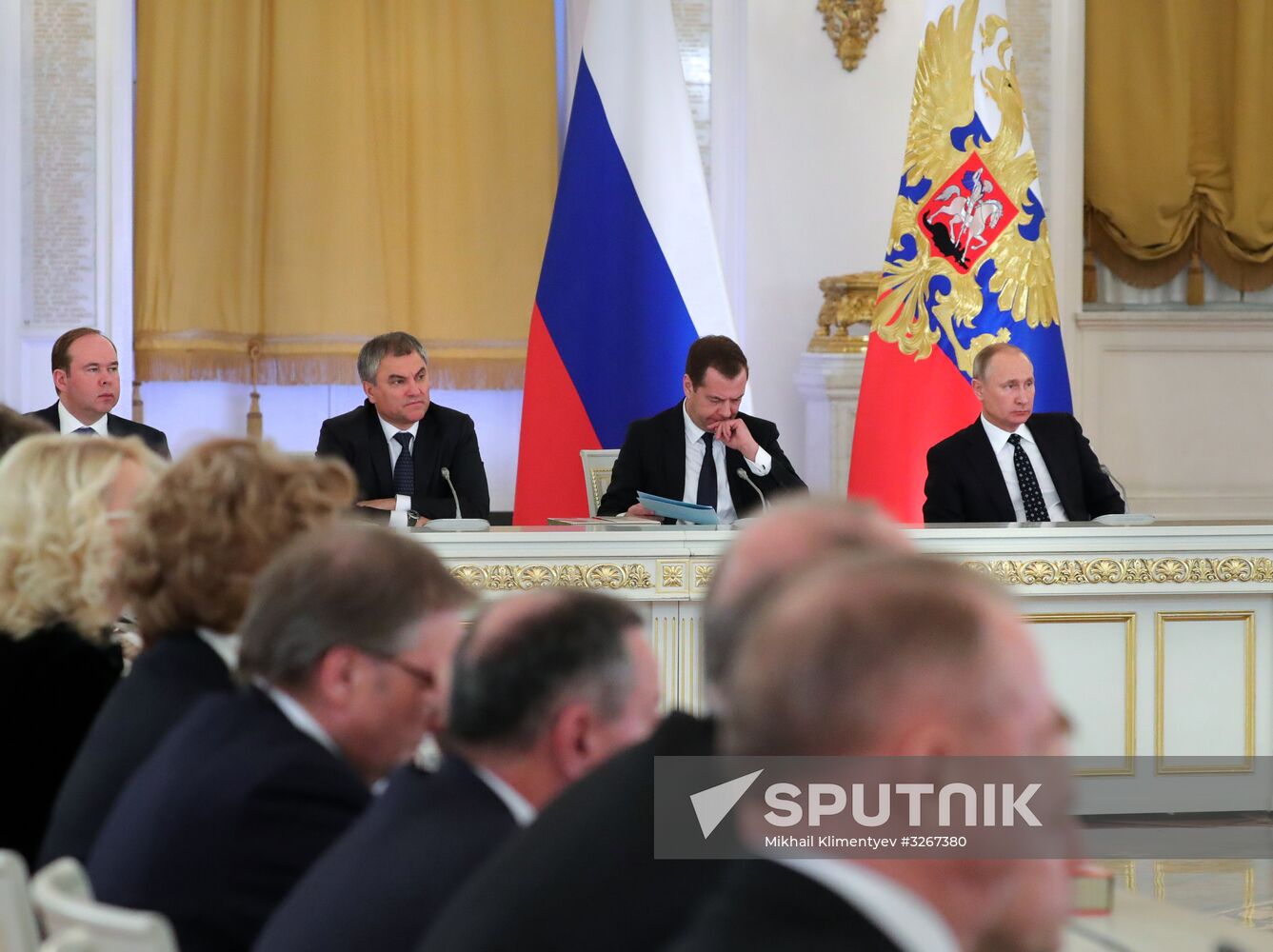President Putin chairs meeting of State Council on regions' investment attractiveness