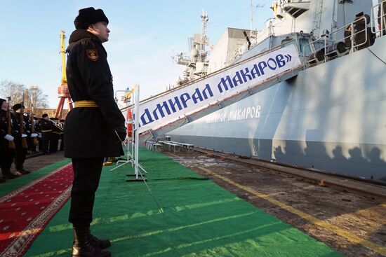 Naval ensign is raised on Admiral Makarov frigate in Kaliningrad