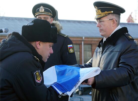 Naval ensign is raised on Admiral Makarov frigate in Kaliningrad