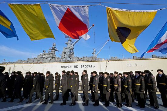 Naval ensign is raised on Admiral Makarov frigate in Kaliningrad
