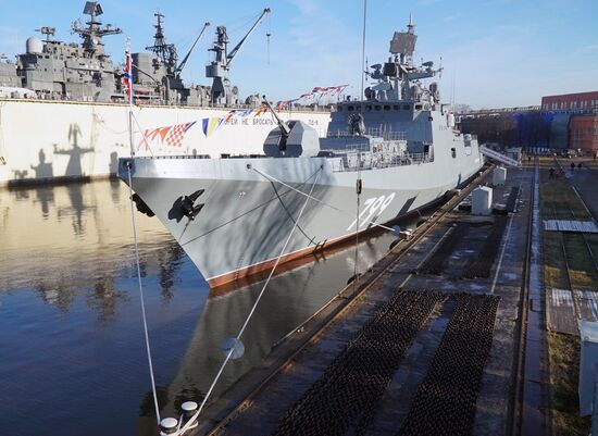 Naval ensign is raised on Admiral Makarov frigate in Kaliningrad